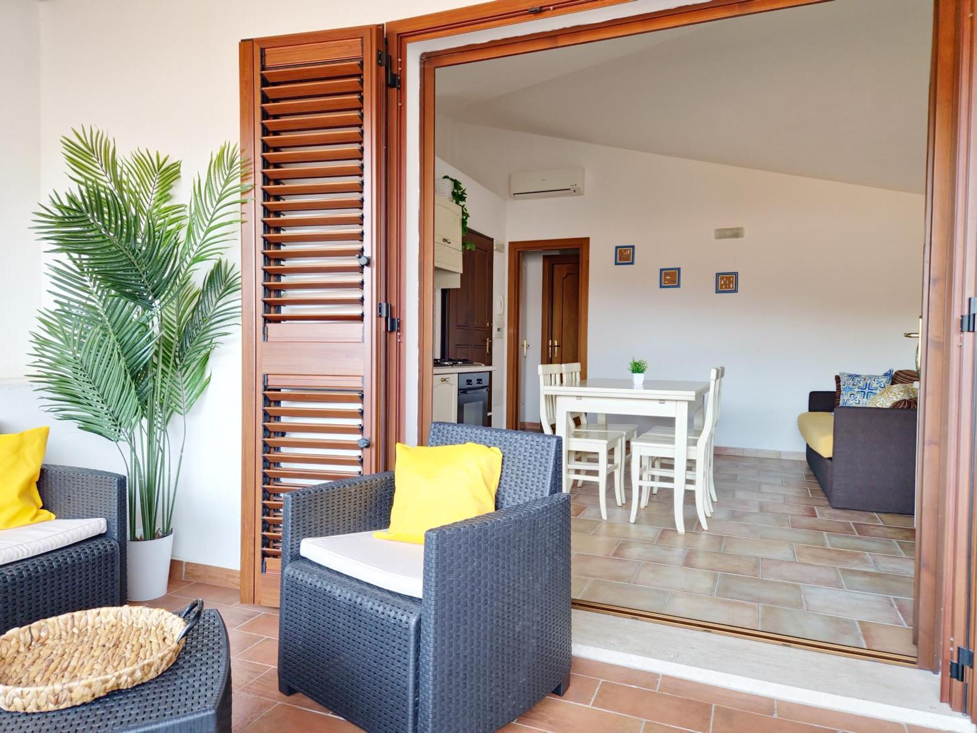 Dommos - Melodie Apartments Cala Liberotto Extérieur photo