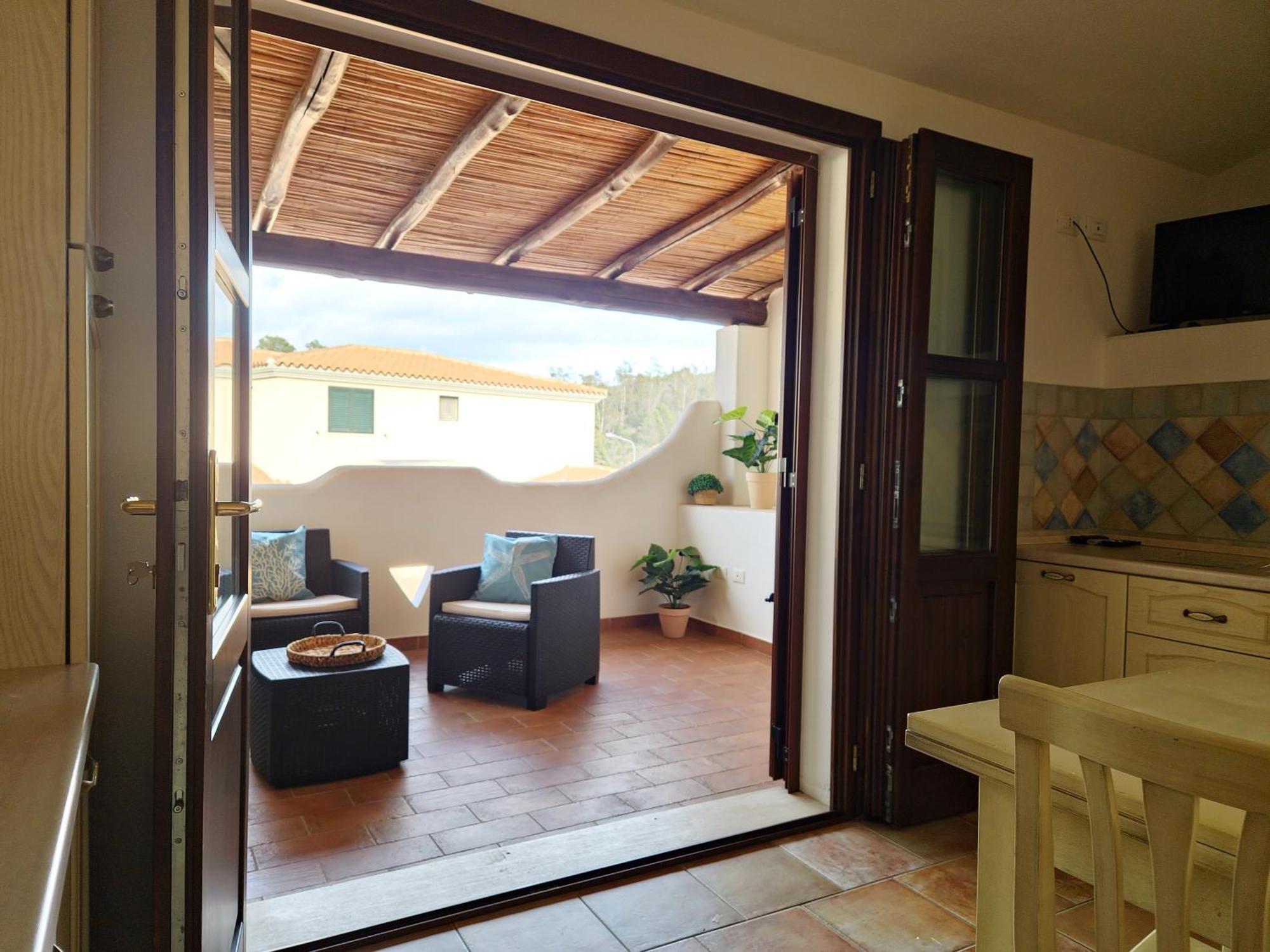 Dommos - Melodie Apartments Cala Liberotto Extérieur photo