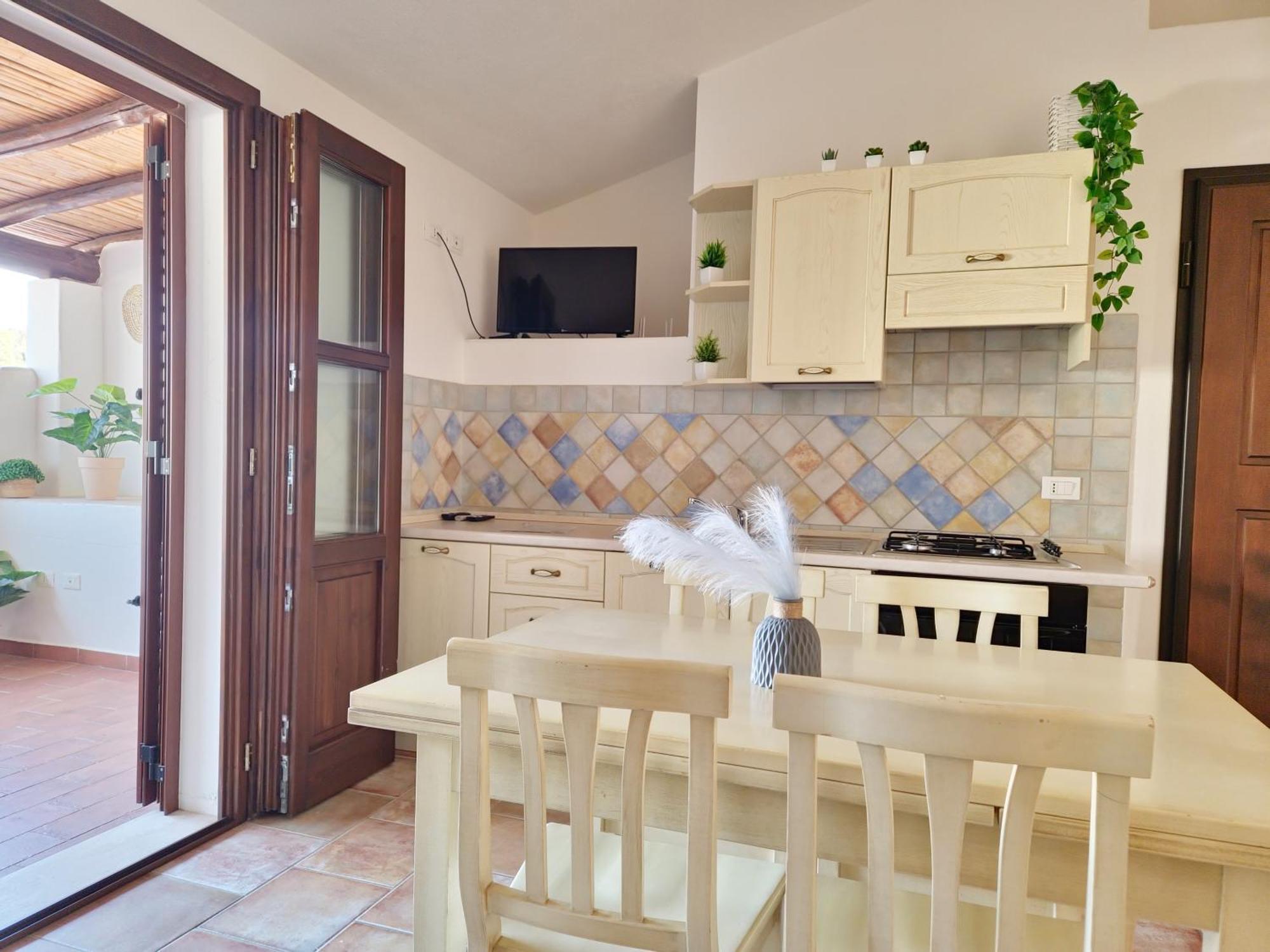 Dommos - Melodie Apartments Cala Liberotto Extérieur photo