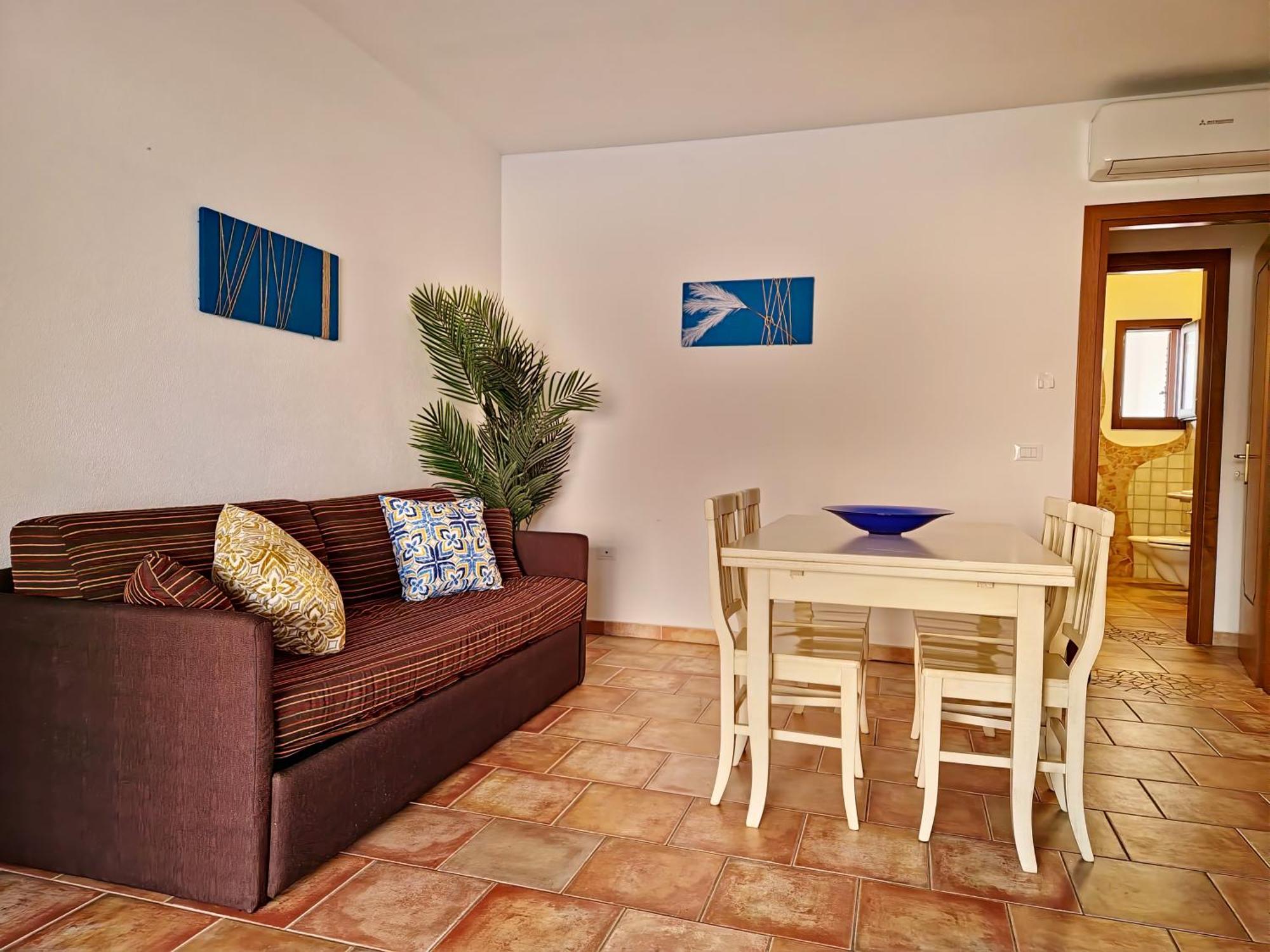 Dommos - Melodie Apartments Cala Liberotto Extérieur photo