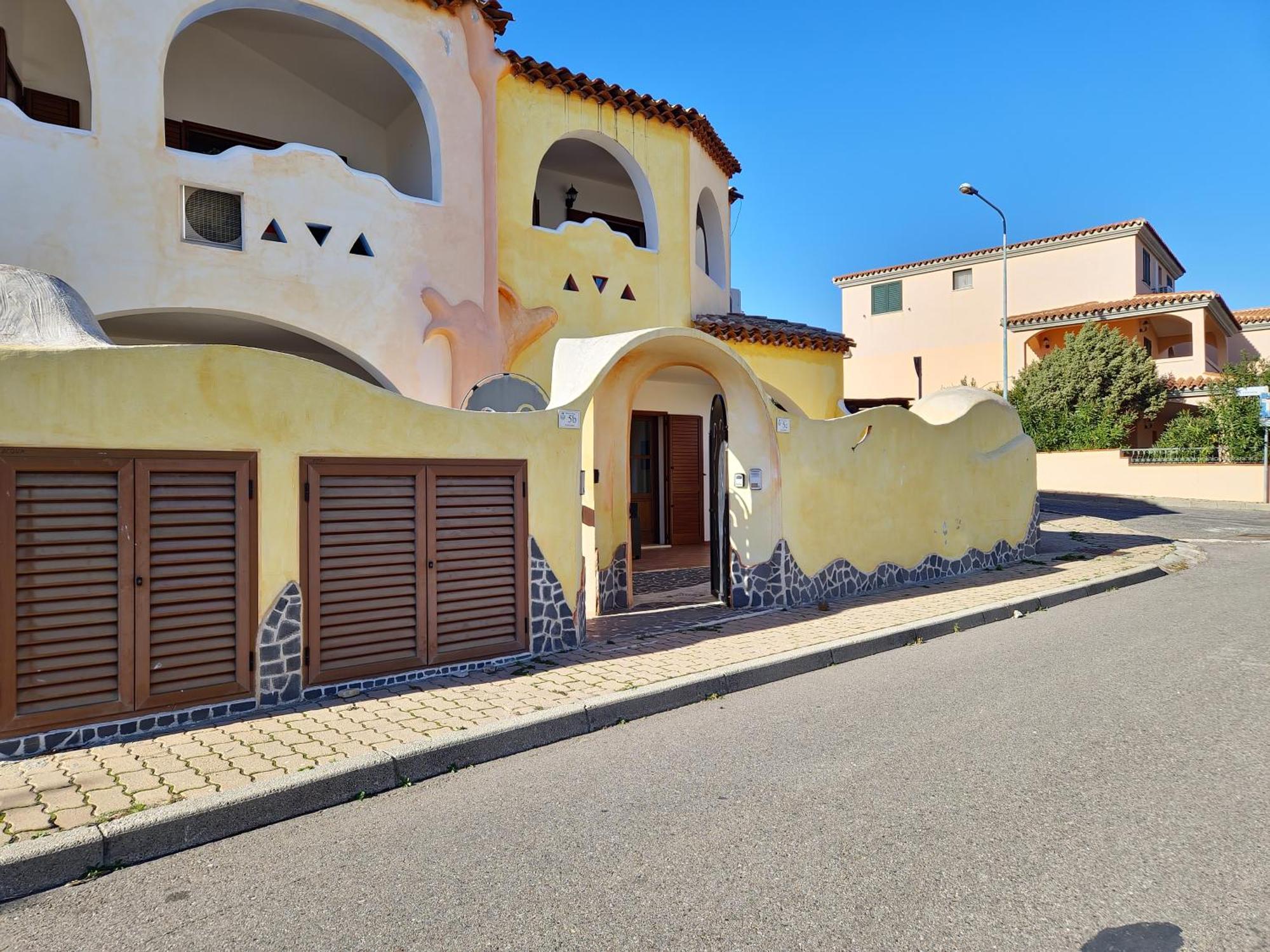 Dommos - Melodie Apartments Cala Liberotto Extérieur photo