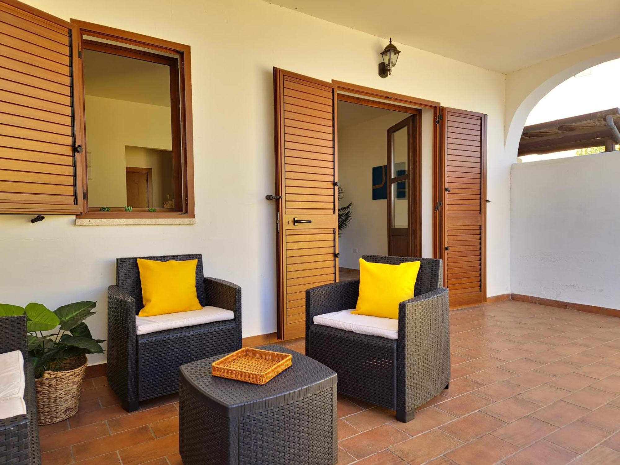 Dommos - Melodie Apartments Cala Liberotto Extérieur photo