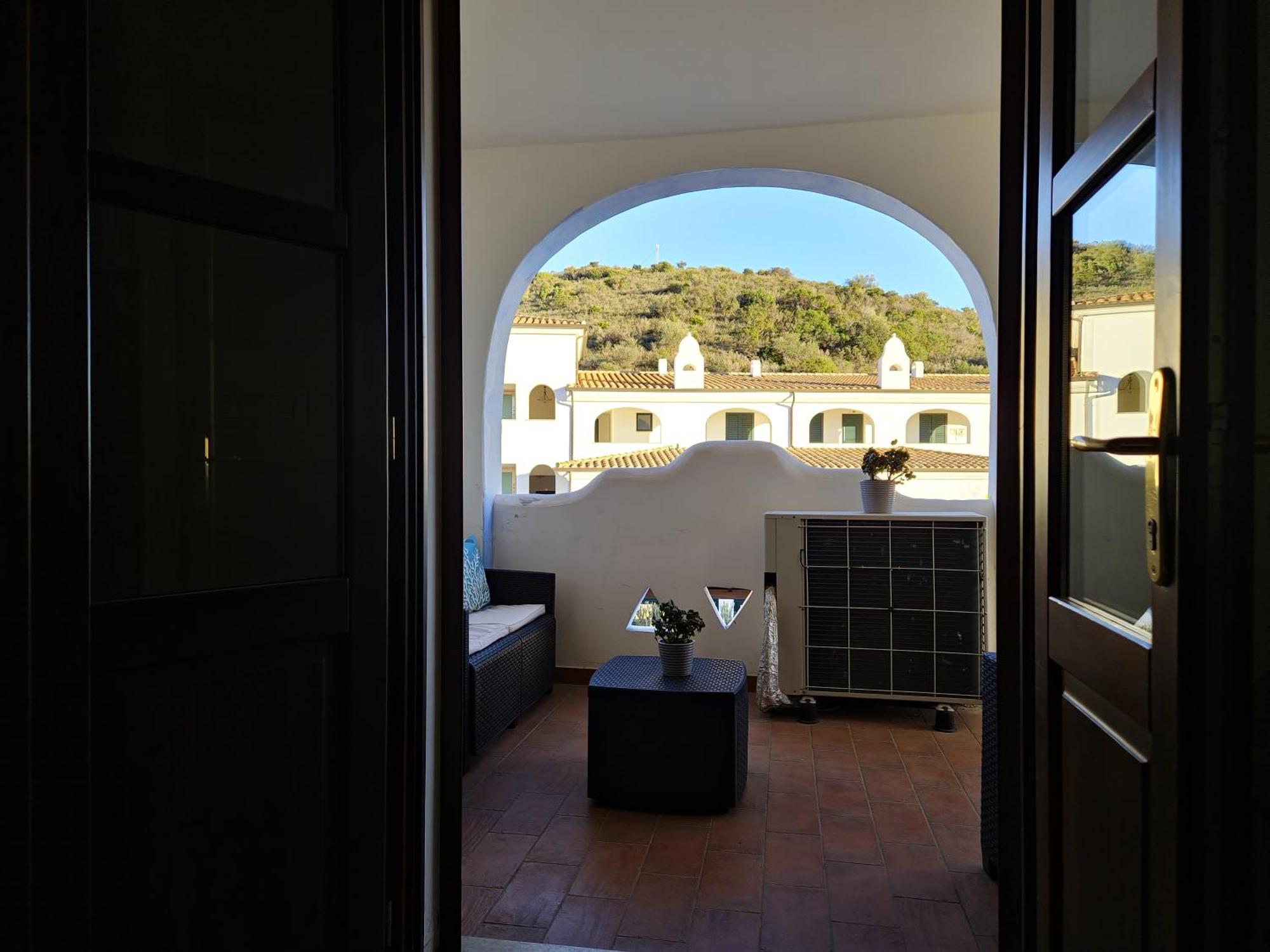 Dommos - Melodie Apartments Cala Liberotto Extérieur photo