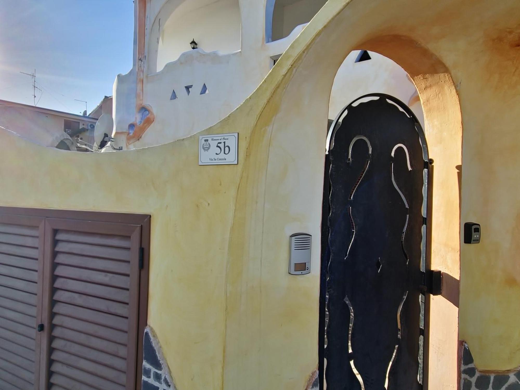 Dommos - Melodie Apartments Cala Liberotto Extérieur photo