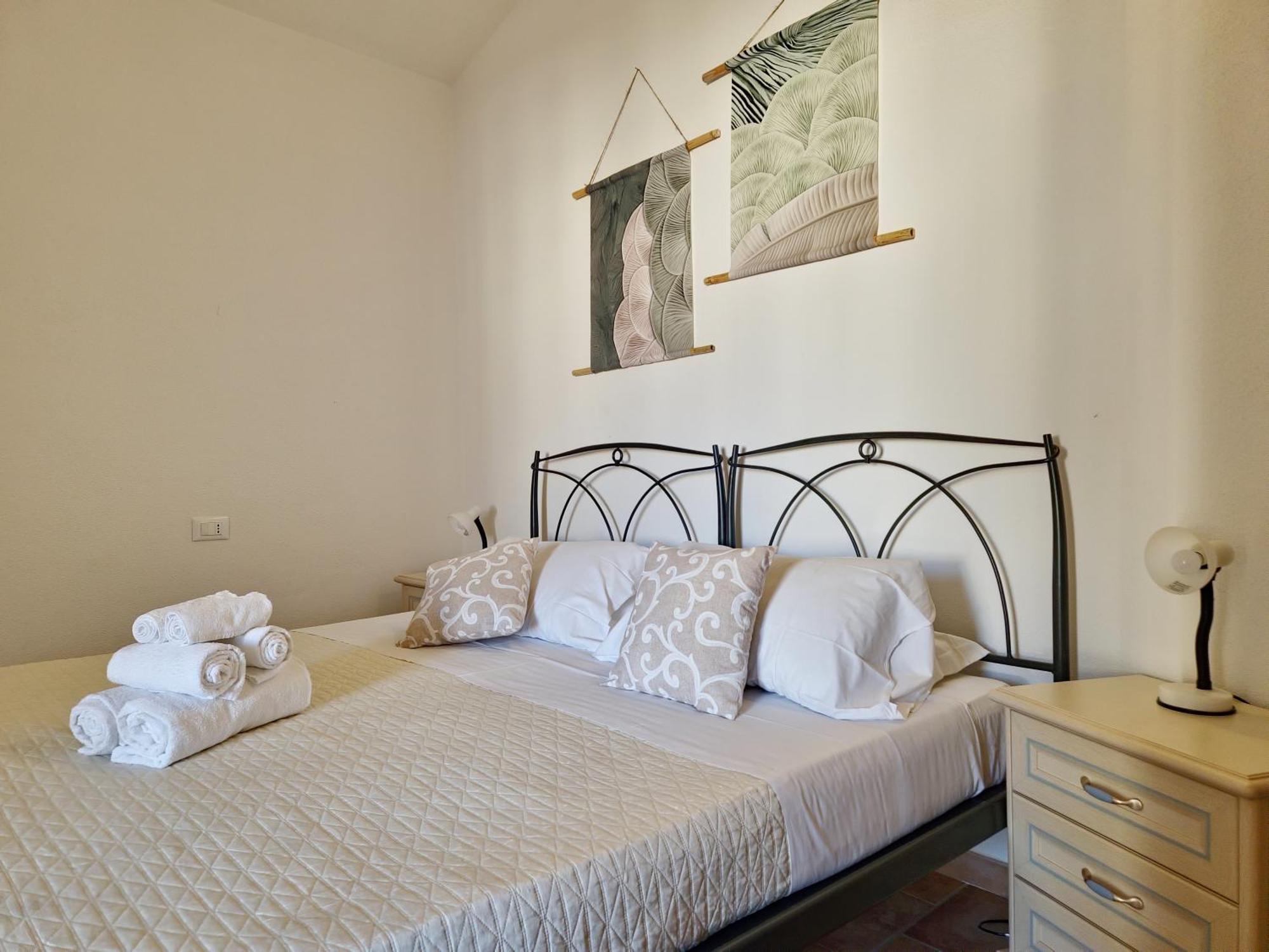 Dommos - Melodie Apartments Cala Liberotto Extérieur photo